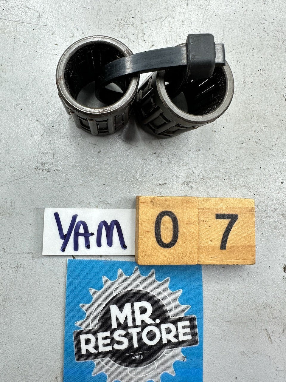 Yamaha NOS OEM RZ350 IT200 YSF200 YZF350 Pair of OEM Little Small End Bearings