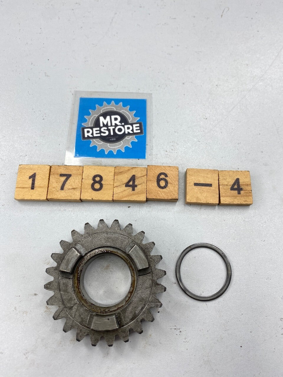 Yamaha SR500 SR400 XT500 TT500 Transmission 4th Pinion Gear 583-17141