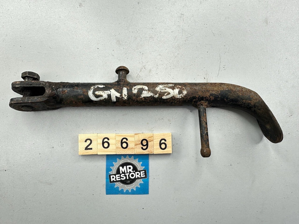 Suzuki GN250 Side Stand & Bolt