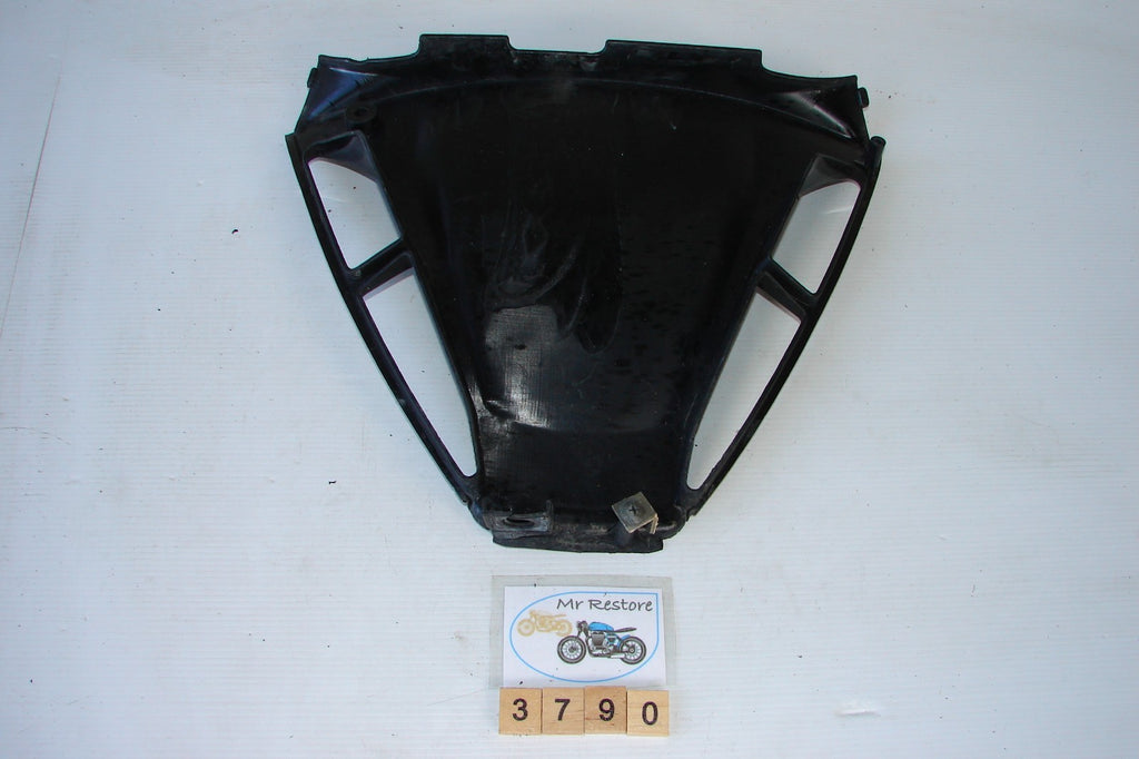 Yamaha R1 Front Lower V Fairing 2002