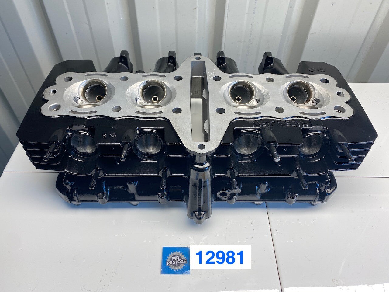 Kawasaki GT750 Cylinder Head - Vapour Blasted & Repainted