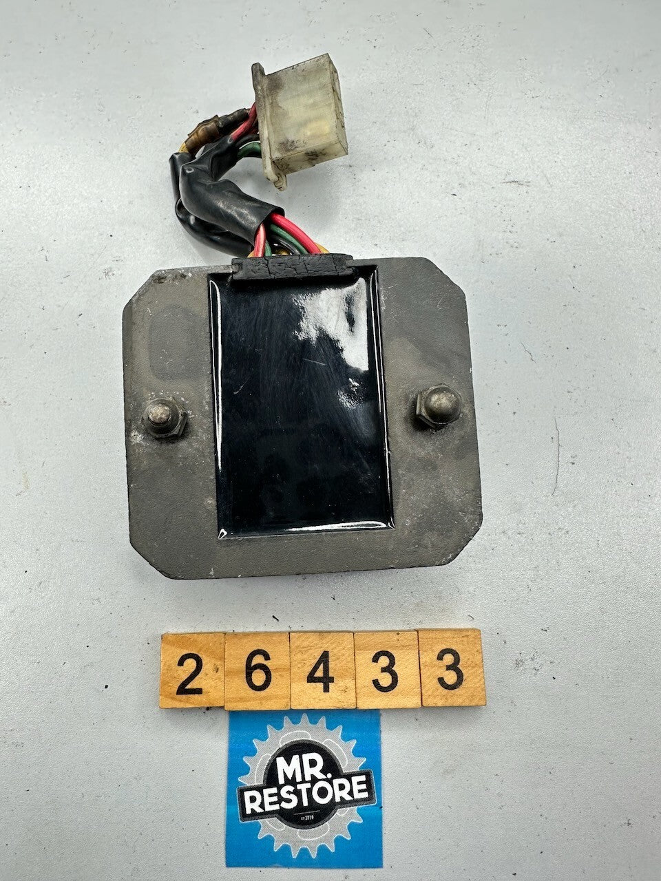 Honda VF1000 VF1100 VF750 VF700 OEM Voltage Regulator Rectifier 31600-MB3-670