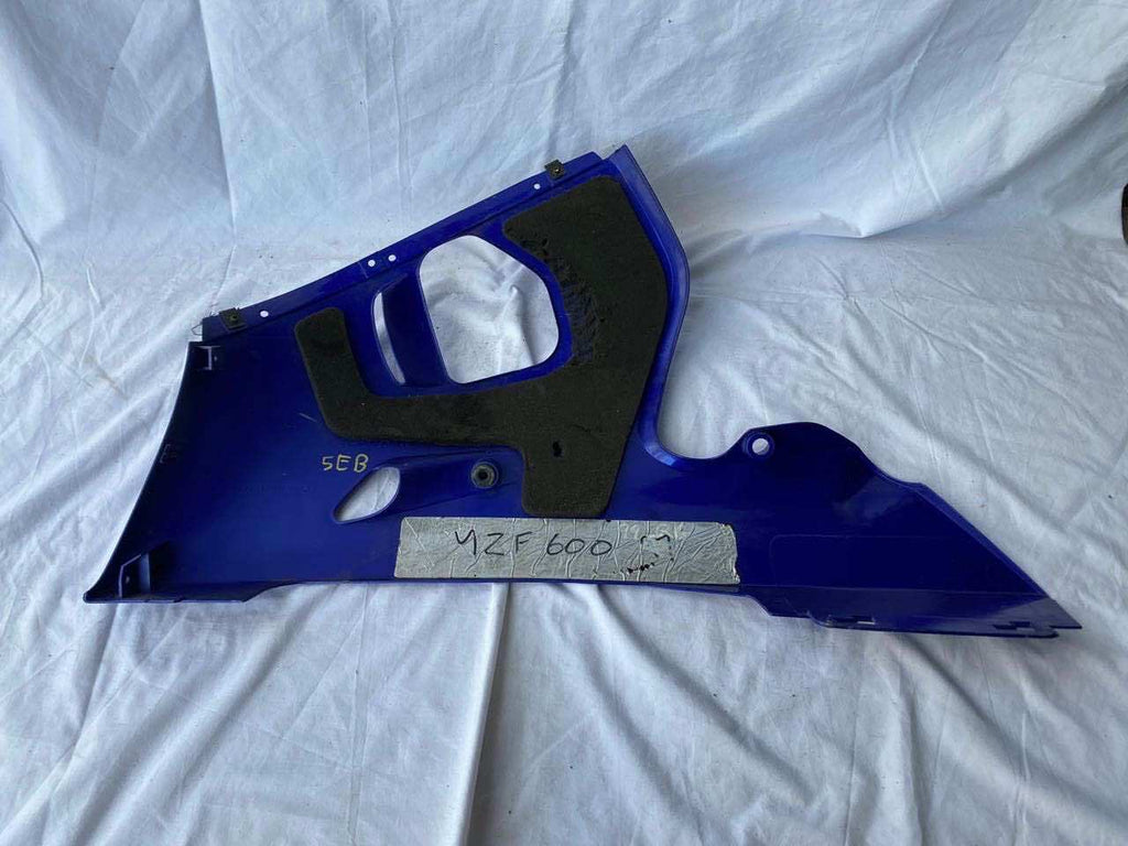 Yamaha R6 YZF 98-02 R/H Lower Fairing Panel 5EB-28395 Blue