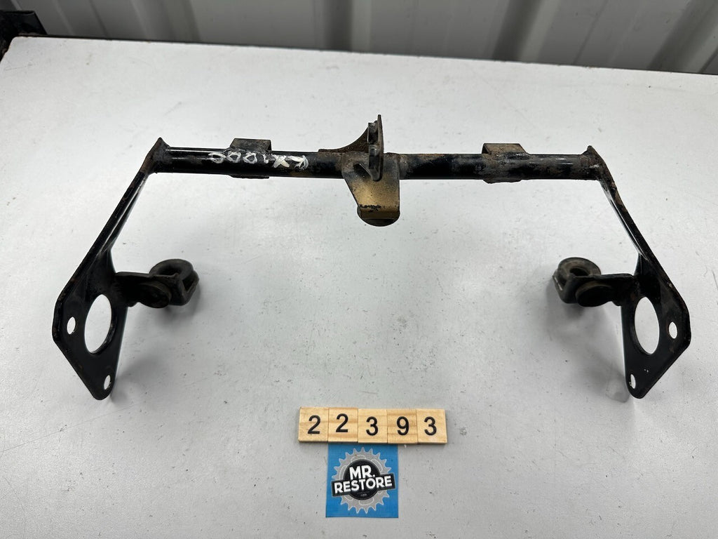 Kawasaki GPZ1000RX ZX1000 1986-88 Oil Cooler Bracket 11044-1198