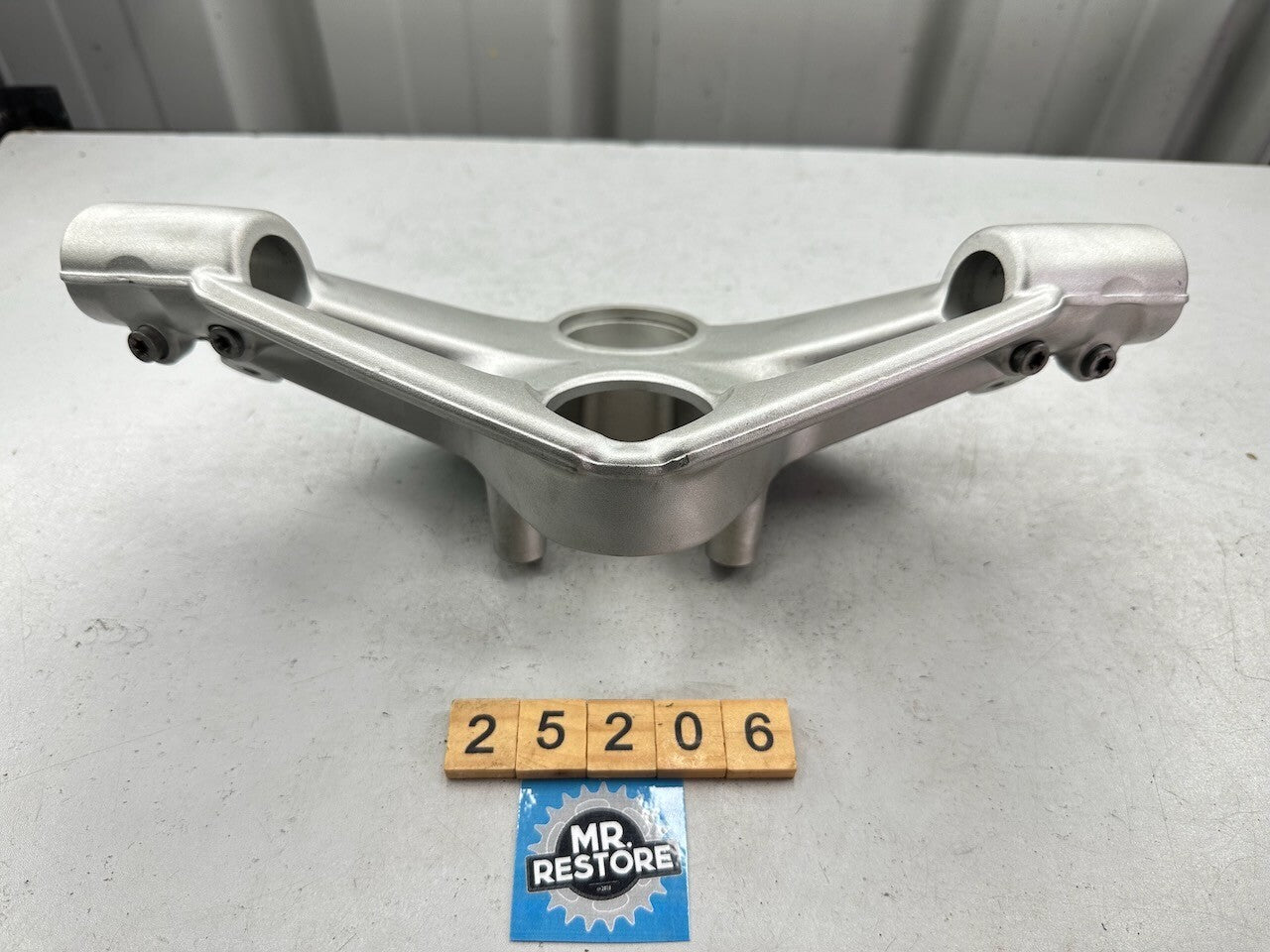BMW K1300R K1200R Handlebar Control Arm Bridge Fork Crown 32717699461