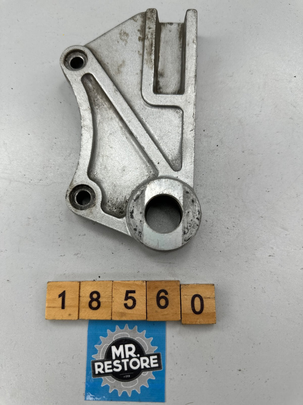 Kawasaki Z750 ZR750 ZX9R Rear Brake Caliper Bracket Holder 43034-1149