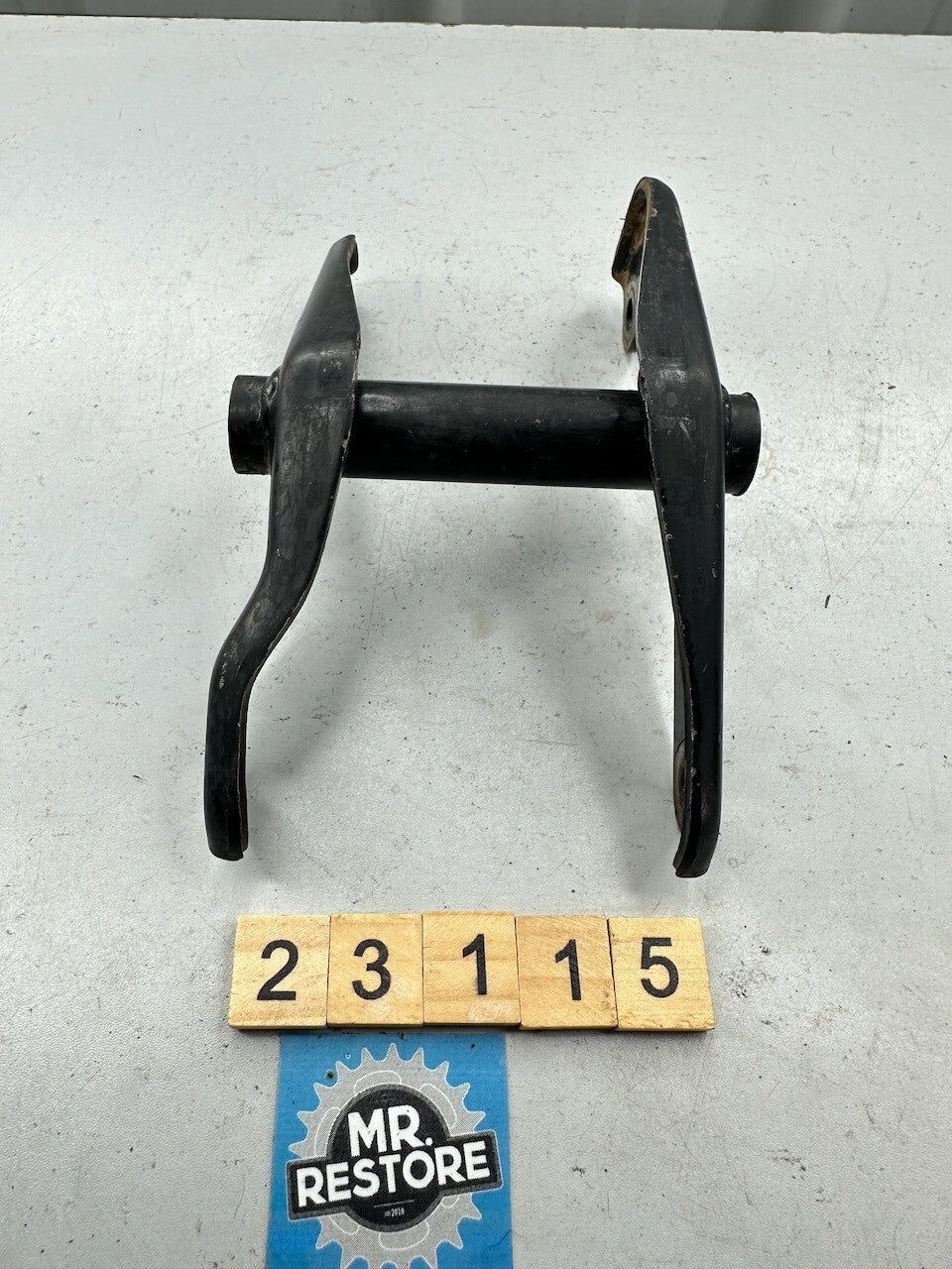 Kawasaki KDX175 '80-82' KDX125 '80-81' Rear Engine Mount Bracket 32029-1123