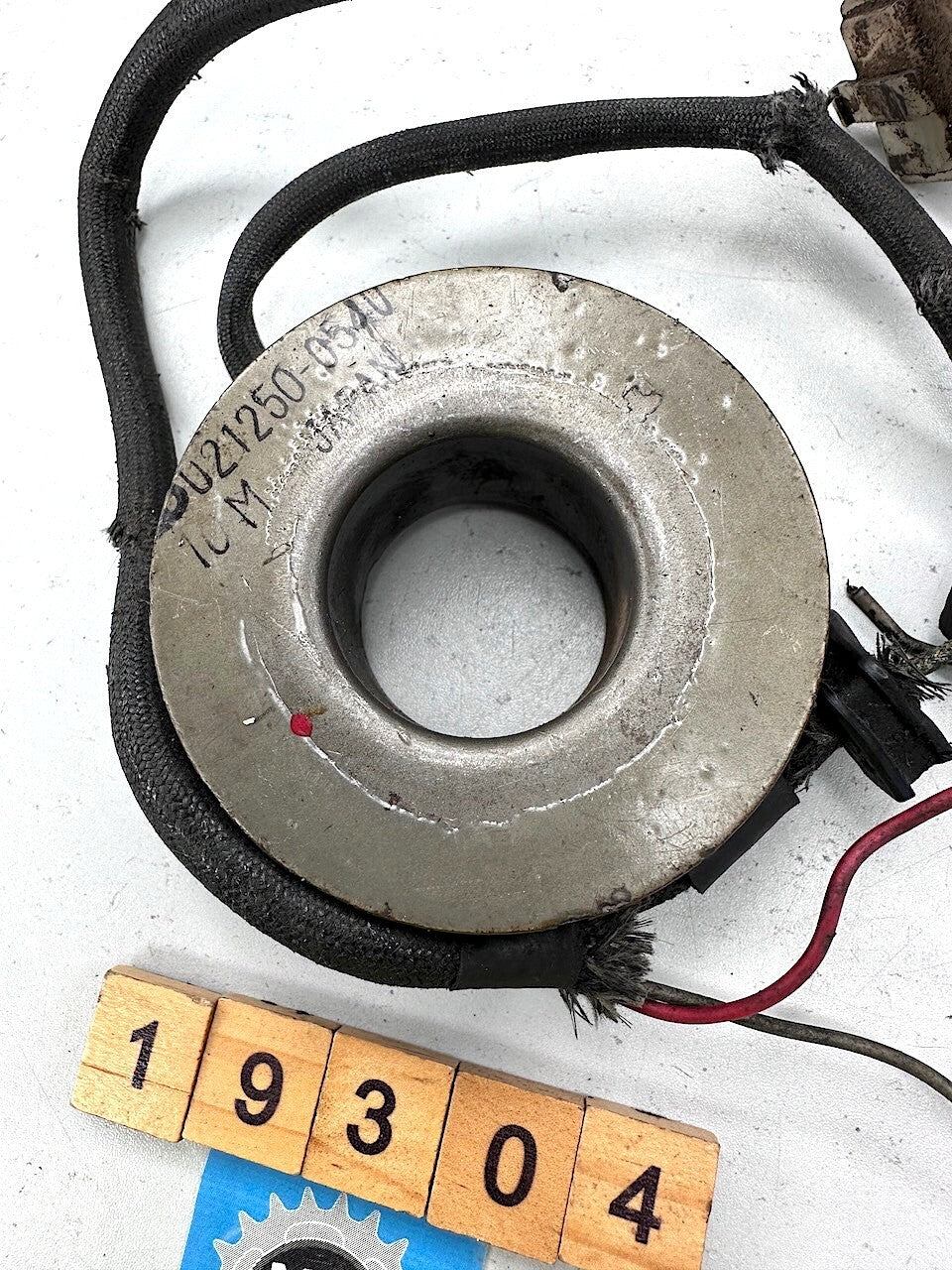 Kawasaki KZ400 1974-77 OEM Field Coil 021250-0540
