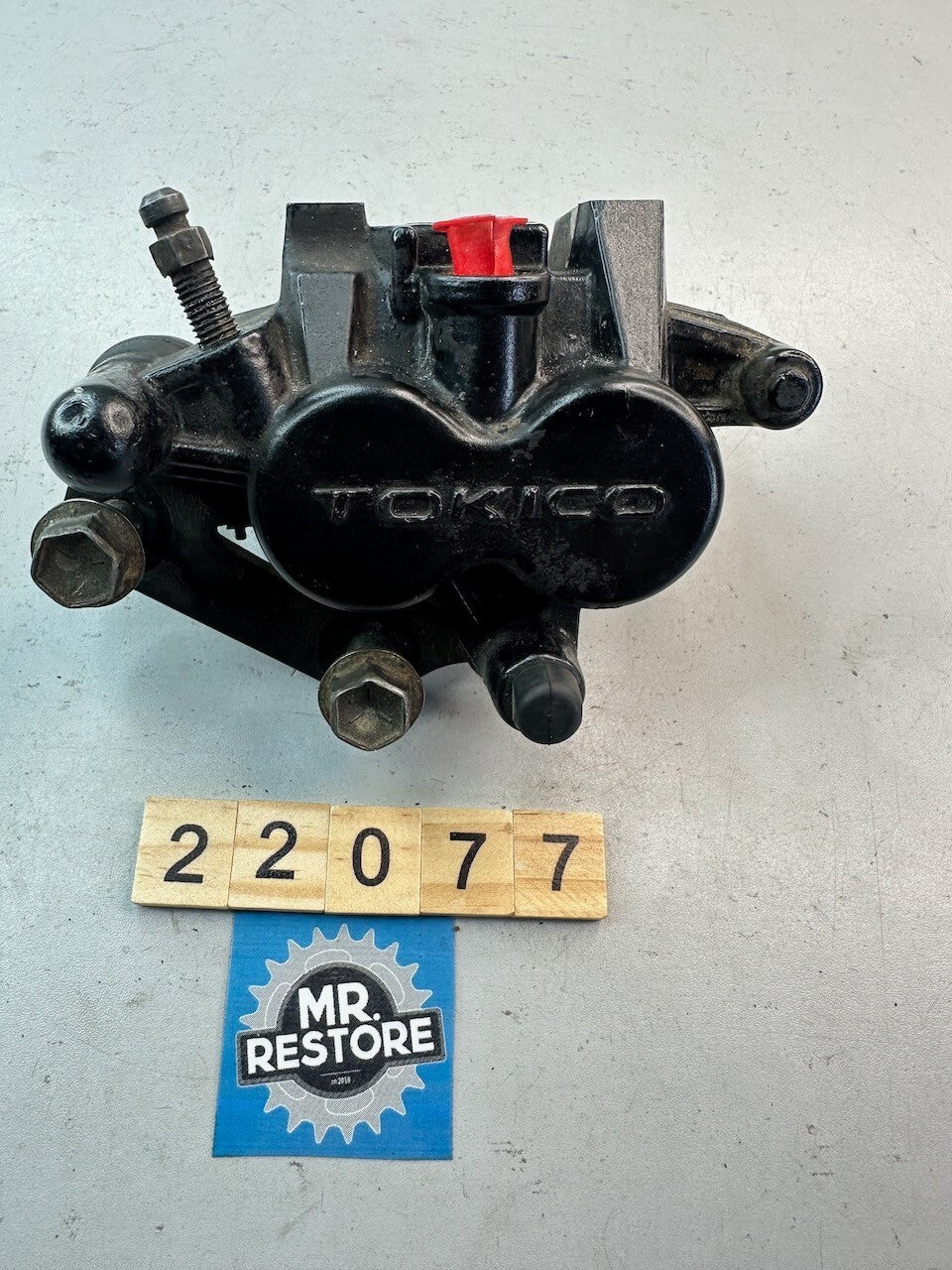 Suzuki GSF250 Bandit Front Brake Caliper 59300-33D00