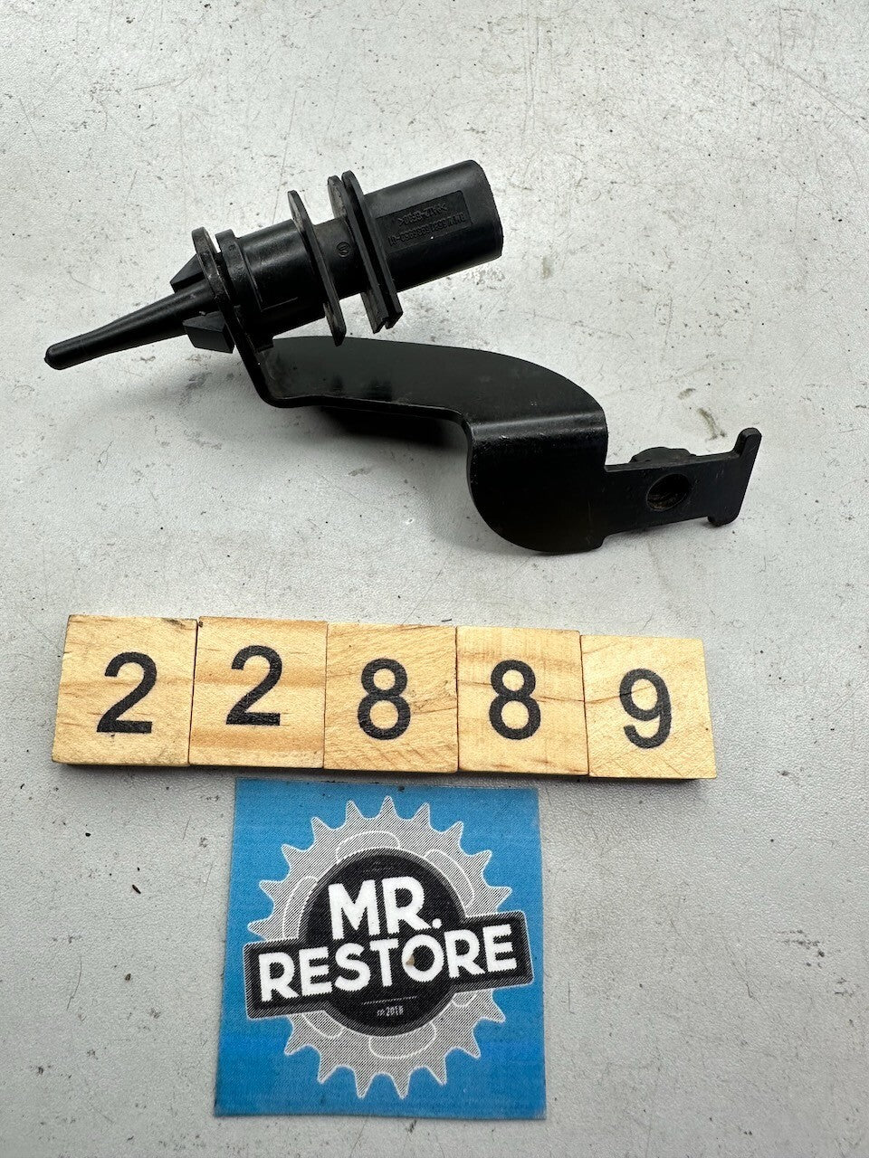 BMW R1200GS ADV '05-07' R1200GS '02-07' Temperature Sensor & Bracket