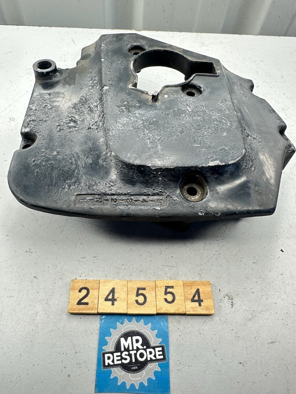 Suzuki GSX750 Katana Engine Sprocket Cover