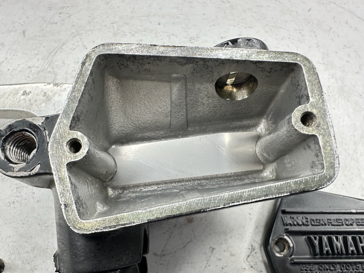 Yamaha V-Max 1200 Clutch Master Cylinder & Lever (Reconditioned) 1FK-26450-10
