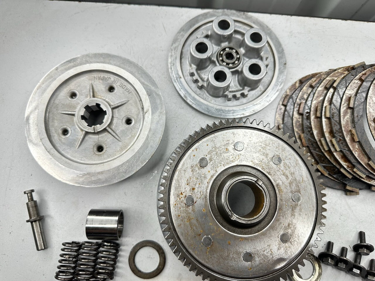 Kawasaki Z250 A - Full Clutch