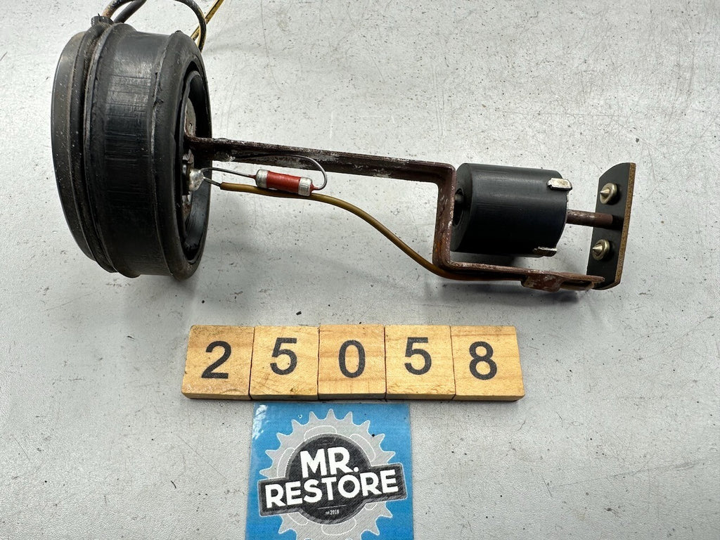 Suzuki LJ50 Two Stroke Level Sender Gauge (tested)