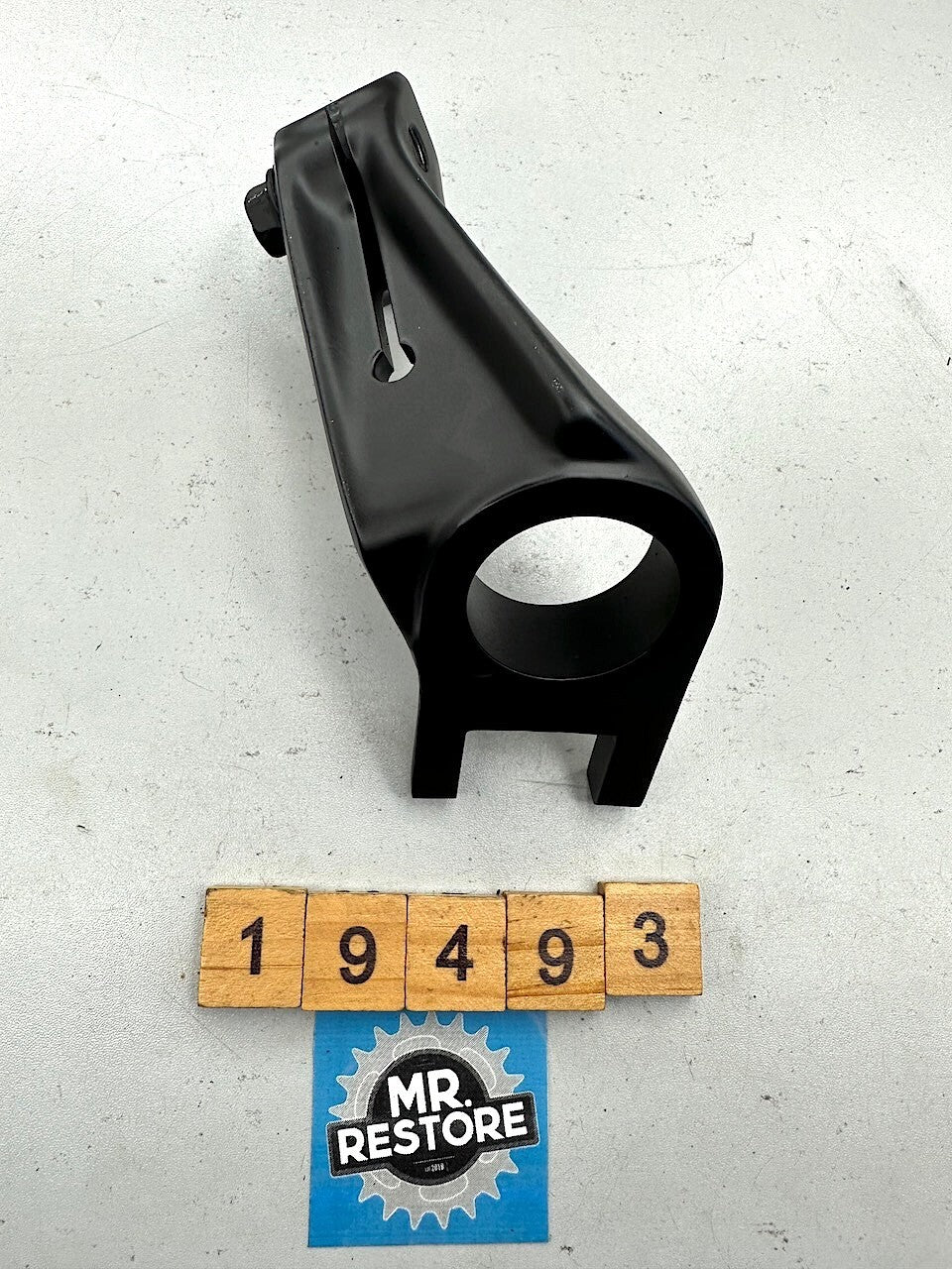Kawasaki GT550 GT750 R/H OEM Handlebar Holder - Repainted 46012-1029