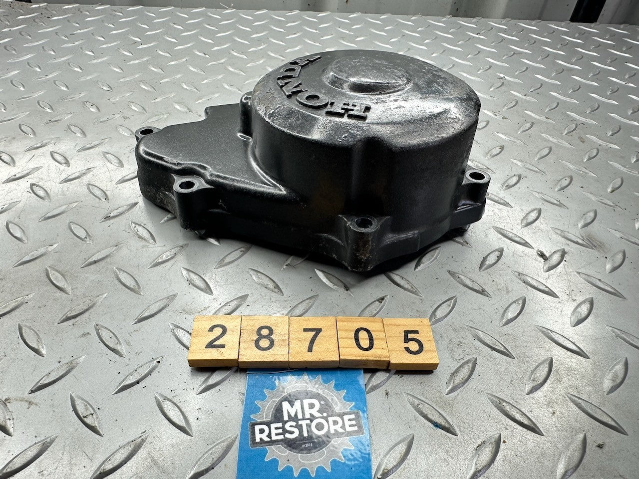 Honda CBR250RR MC22 Generator Stator Rotor Cover 11635-KAZ