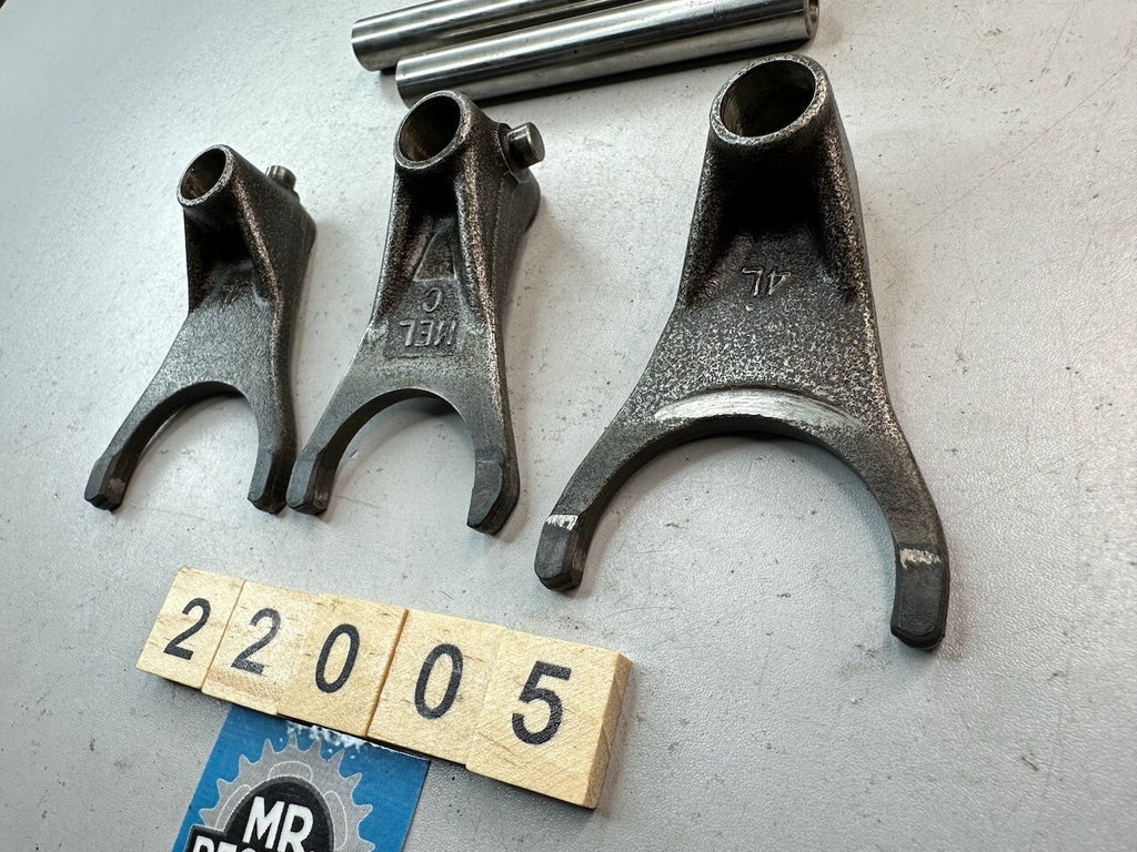 Honda CBR1000RR CBF1000 CB1000R Gear Shift Fork & Shaft Set