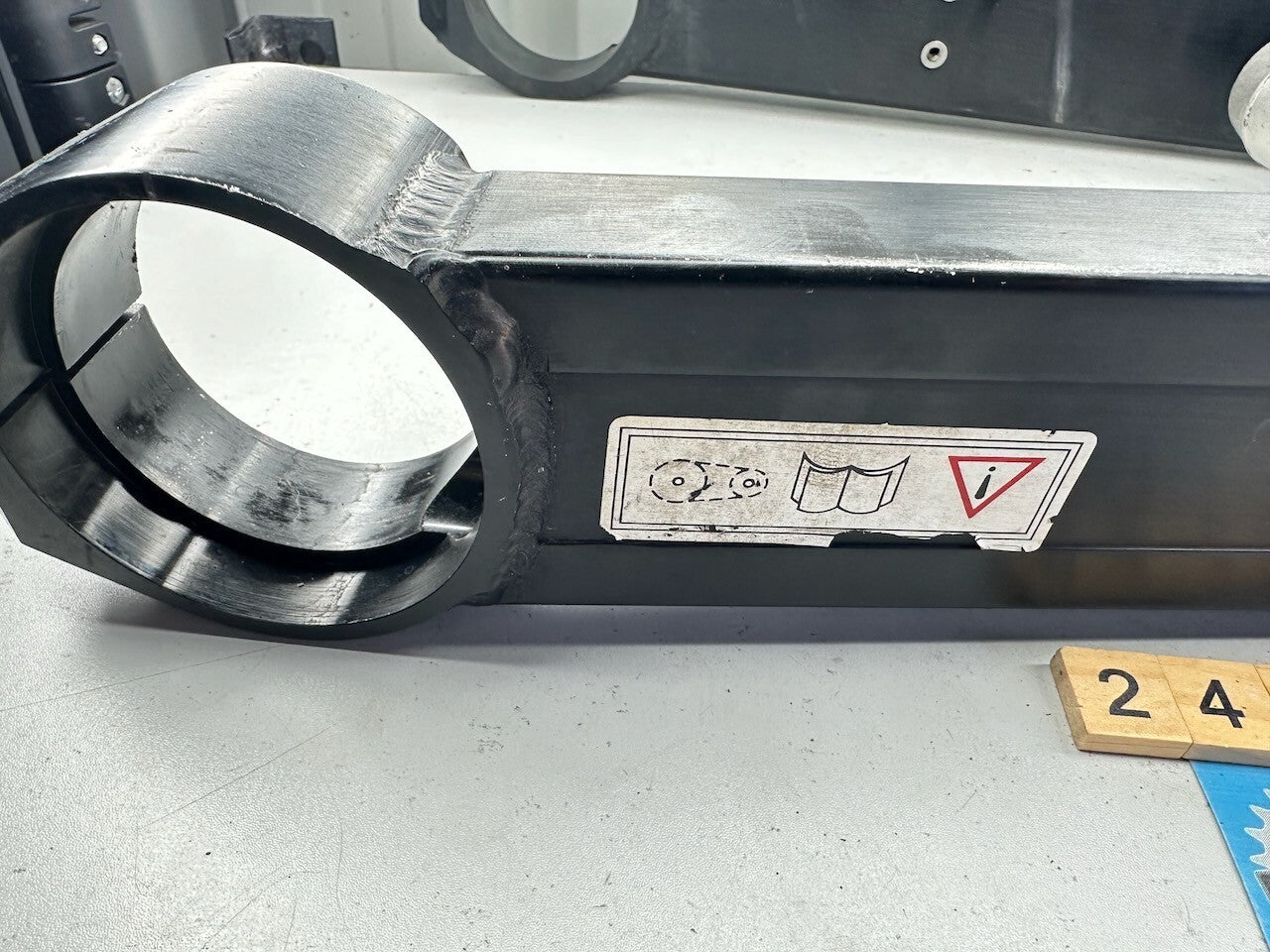 Triumph Daytona Speed Triple T300 Sprint Trophy - Swingarm & Linkage