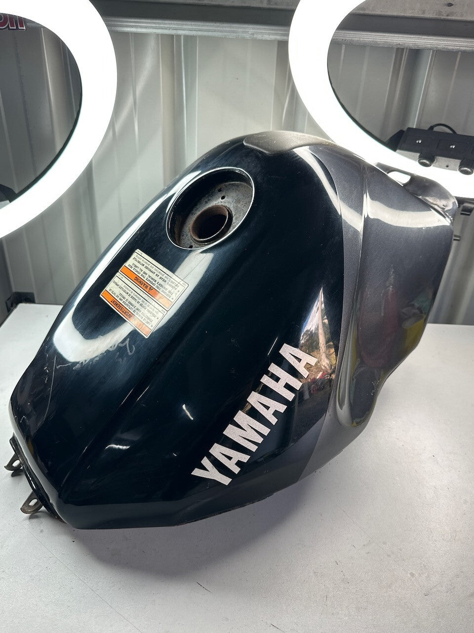 Yamaha FZR1000 EXUP 1990 to 1995 Fuel Tank & Mount