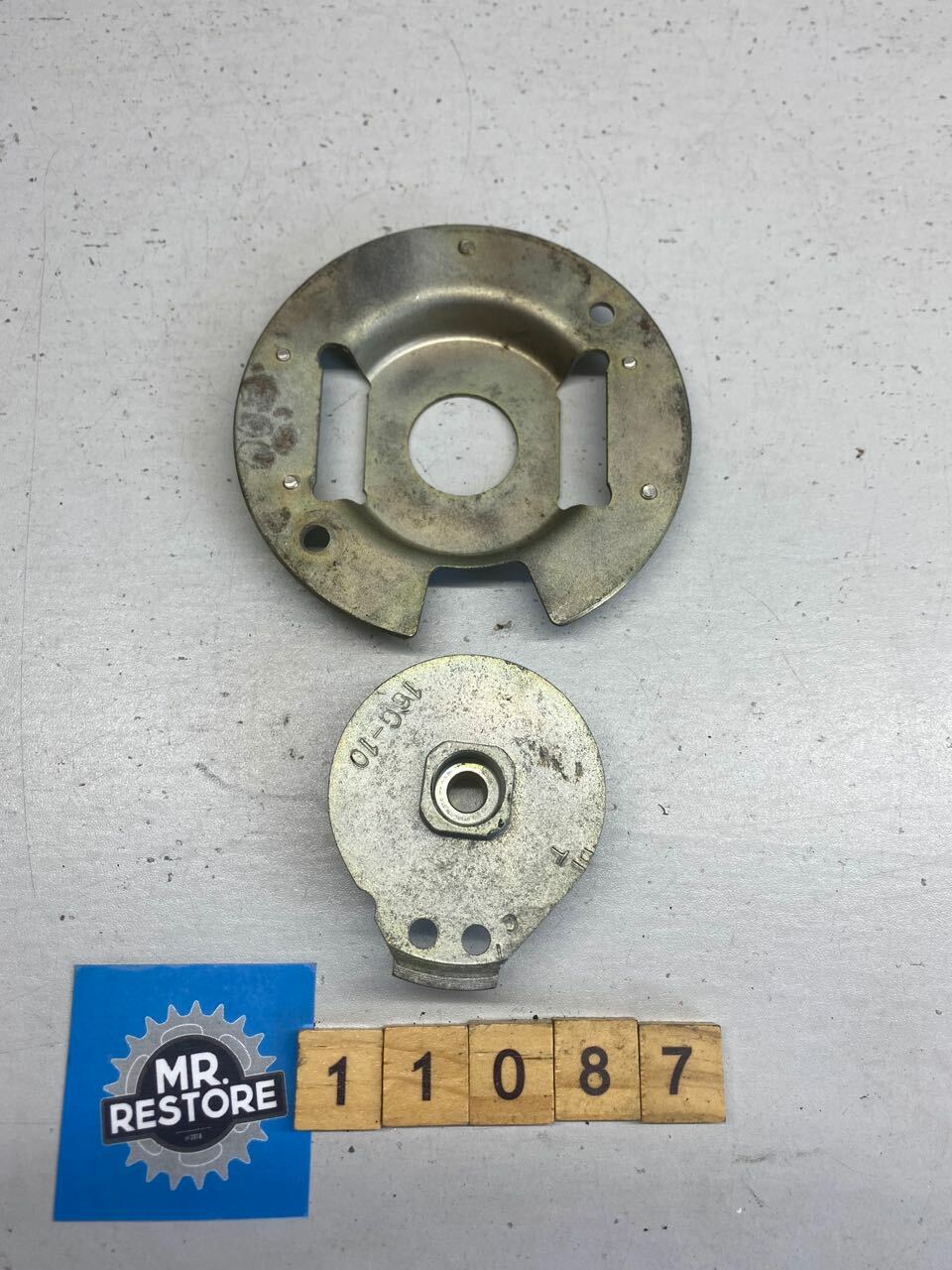 Yamaha XJ650L Pickup Coil Plate & Timing Rotor 16G-81673-10