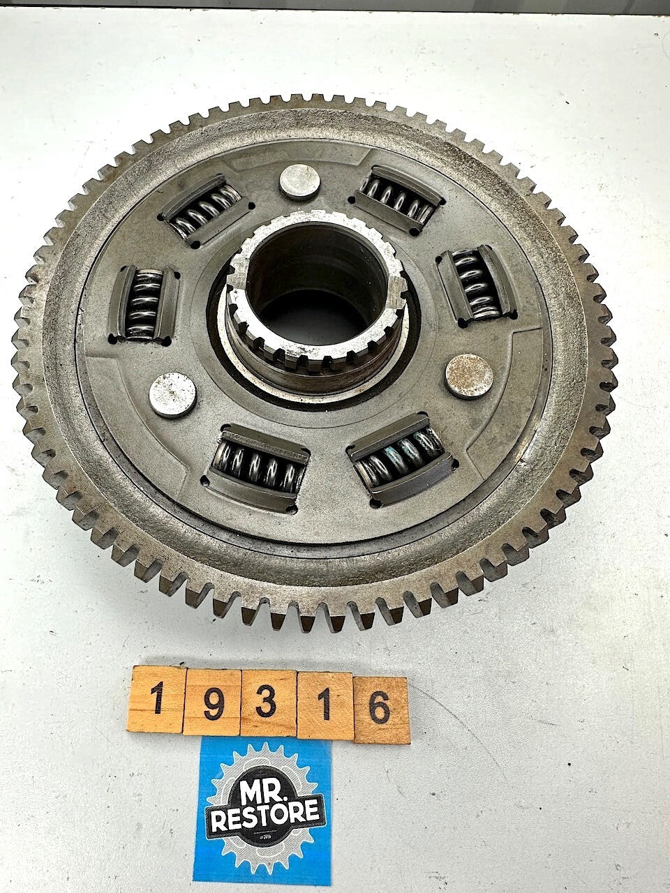 Suzuki GSX750 Katana 1989-97 Clutch Basket 21200-17834