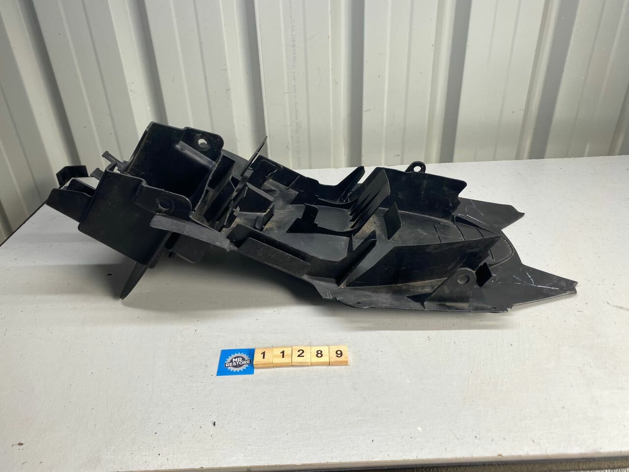 Suzuki SV1000 SV650 Battery Box & Rear Fender Guard 63111-16G0