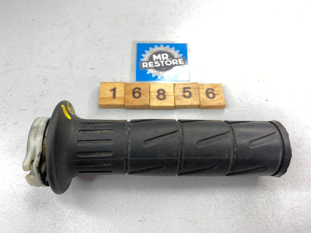 Kawasaki ZX ZR Many Models Throttle Grip 46019-1095