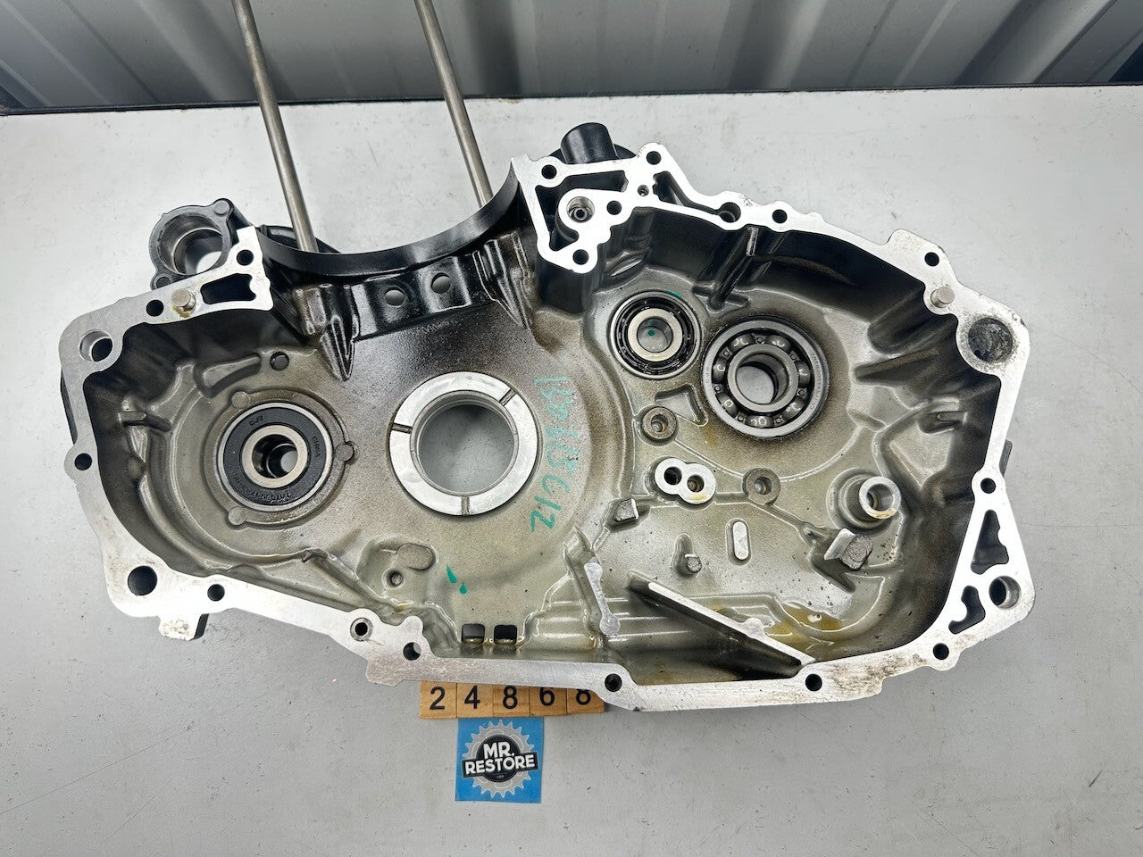 BMW G650GS '08-16' Crankcases 7700077