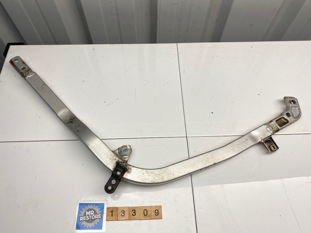 Yamaha FZR250 2KR Frame Down Tube 1HX-21140-01-35