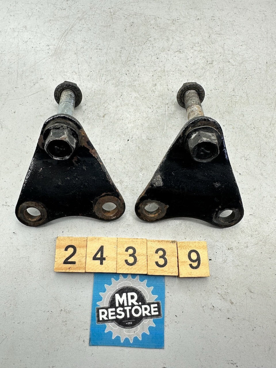 Yamaha XJ650 Turbo '82-83' XJ750 Engine Mount Bracket Stay (Pair)