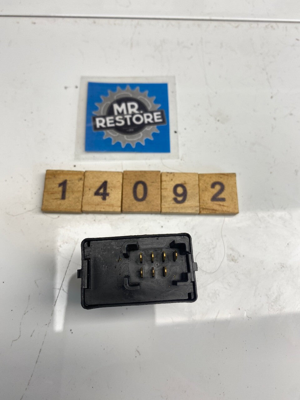 Suzuki Motorcycle many Models Turn Signal Relay Denso FE249-JR 38610-03F00