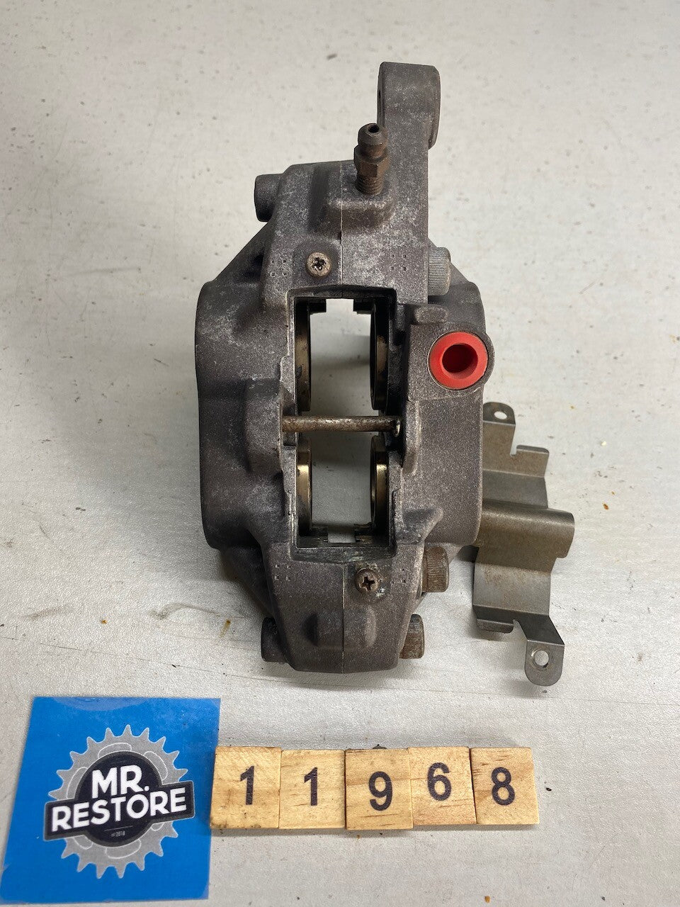 Suzuki RGV250 VJ21 Front R/H Brake Caliper Tokico