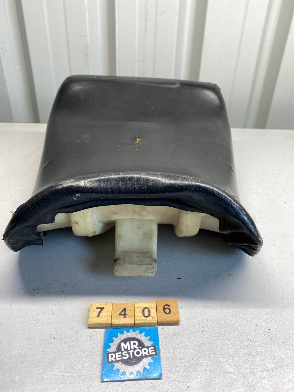 Suzuki GSXR1100 1989-1990 45100-40C-00 Riders Pilot Seat