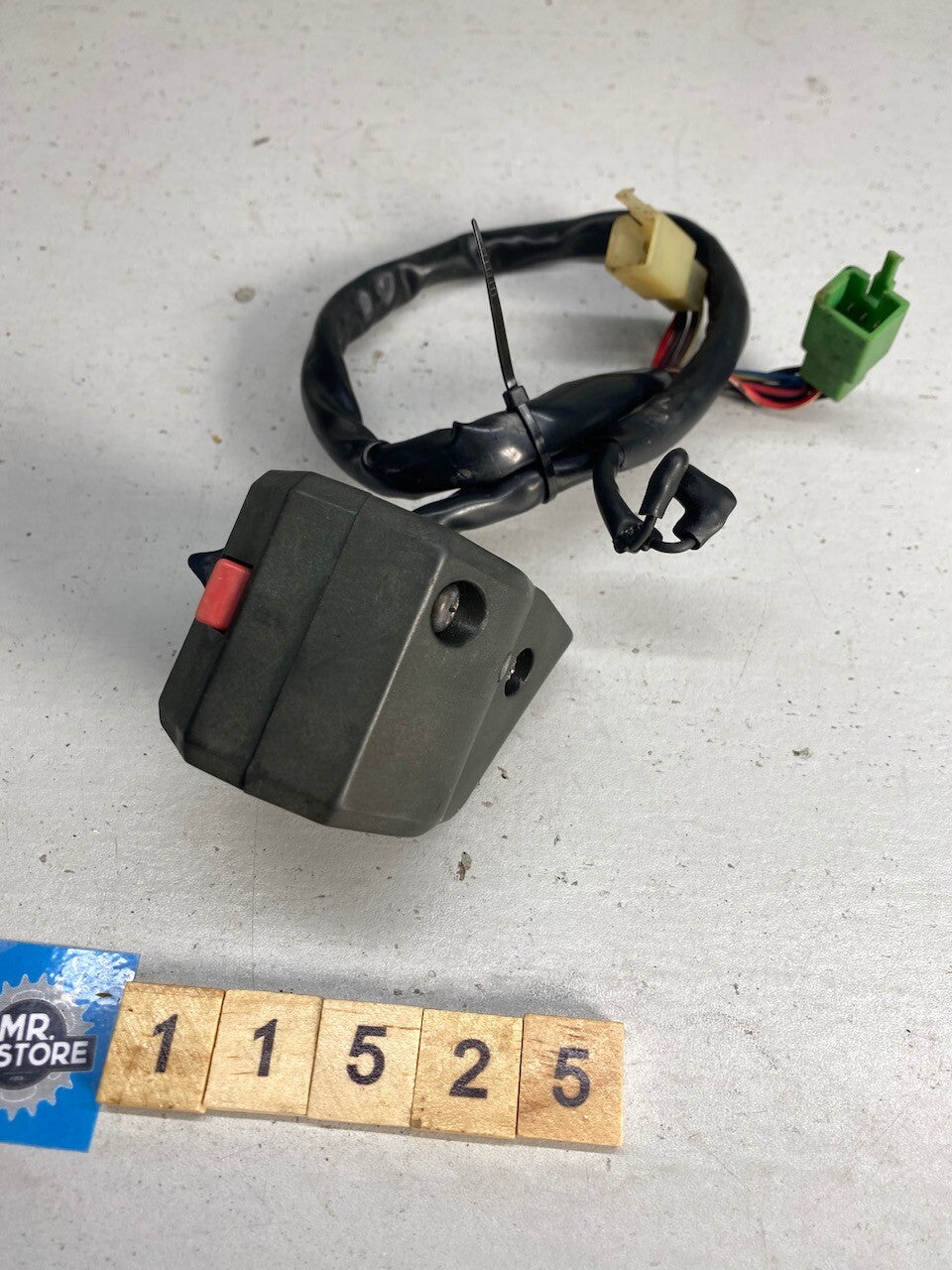 Kawasaki ZZR250 1990 R/H Switch Block - Start Lights Pass