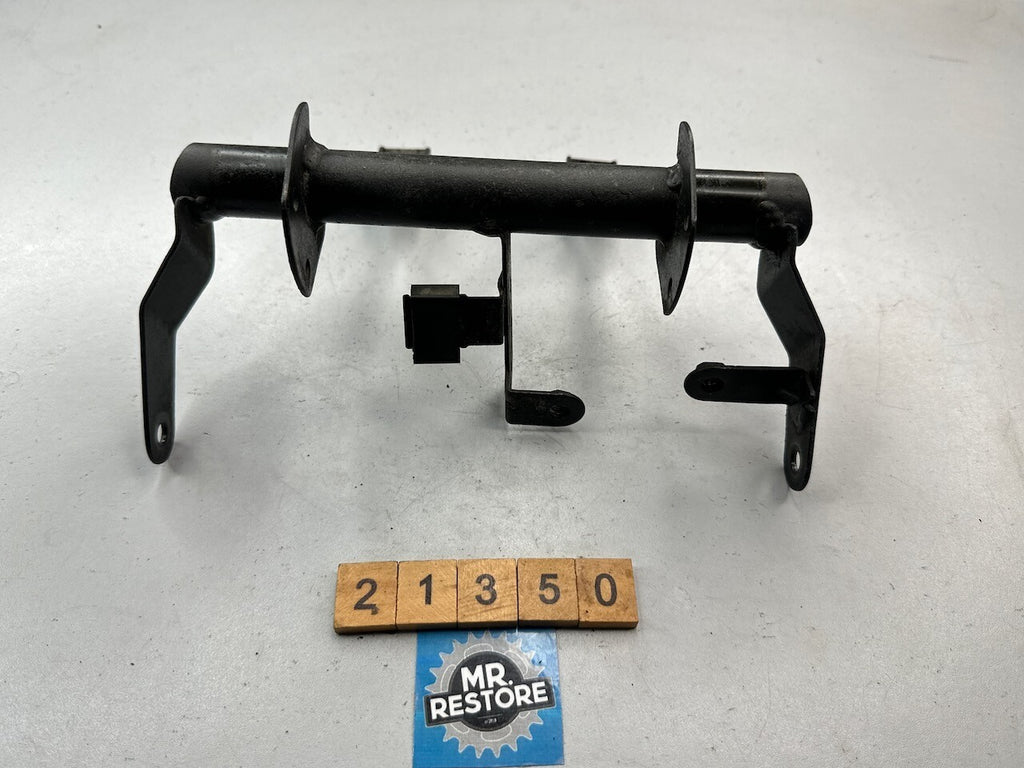 Yamaha TZR250 1986-88 1KT 2MA Fuel Tank Stay 1 Bracket - 1KT-24115