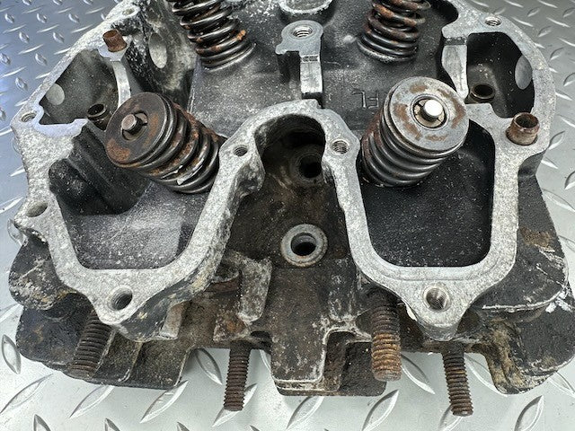 Honda XR350 XL350 Cylinder Head & Valves