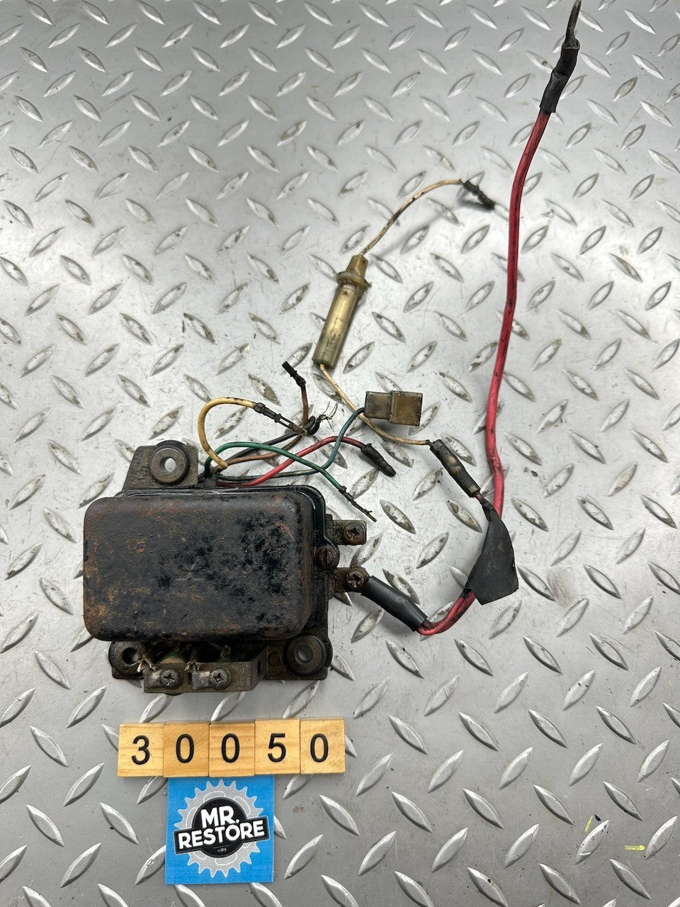 Yamaha YCS1 Voltage Regulator 173-81910-20