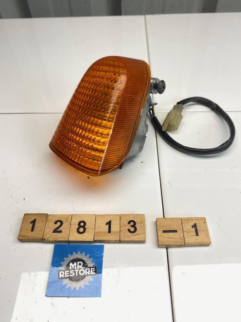 Kawasaki ZZR1100 R/H Rear Indicator Assy OEM