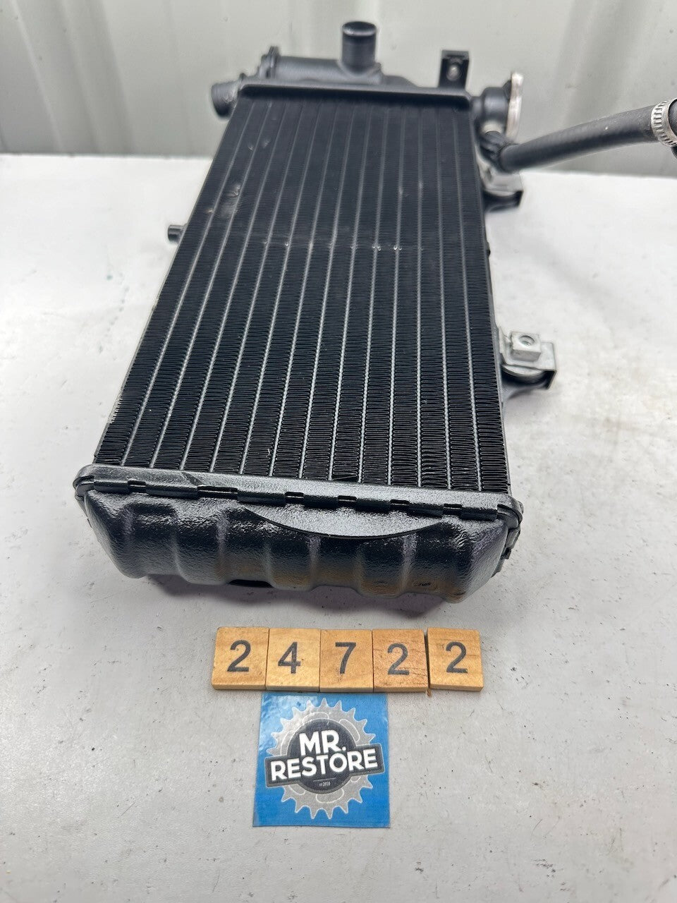 BMW G650GS 2008-16  F650GS 1999-07 Radiator 17117652234 7661912-10