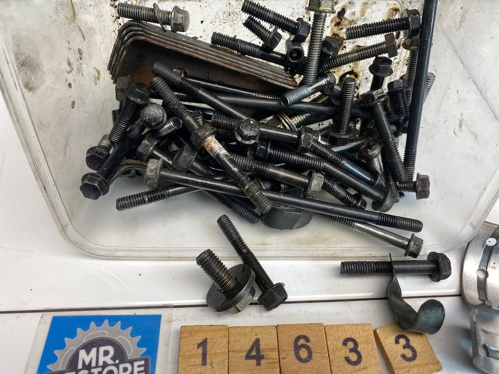 Kawasaki GPZ900R ZX900 Engine Nuts, Bolts & Other Parts From Engine Strip Down
