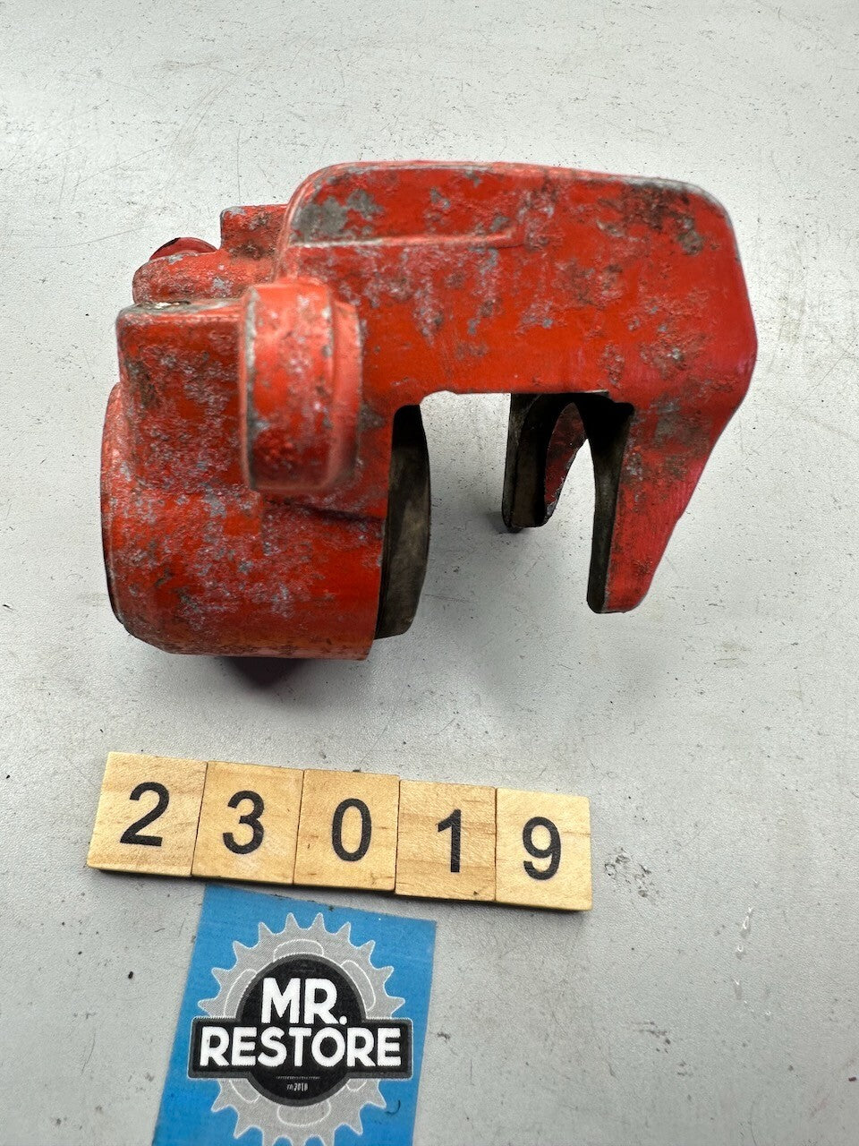 Suzuki GS650 GS550 Katana Front Right Brake Caliper & Bracket 59100-49010