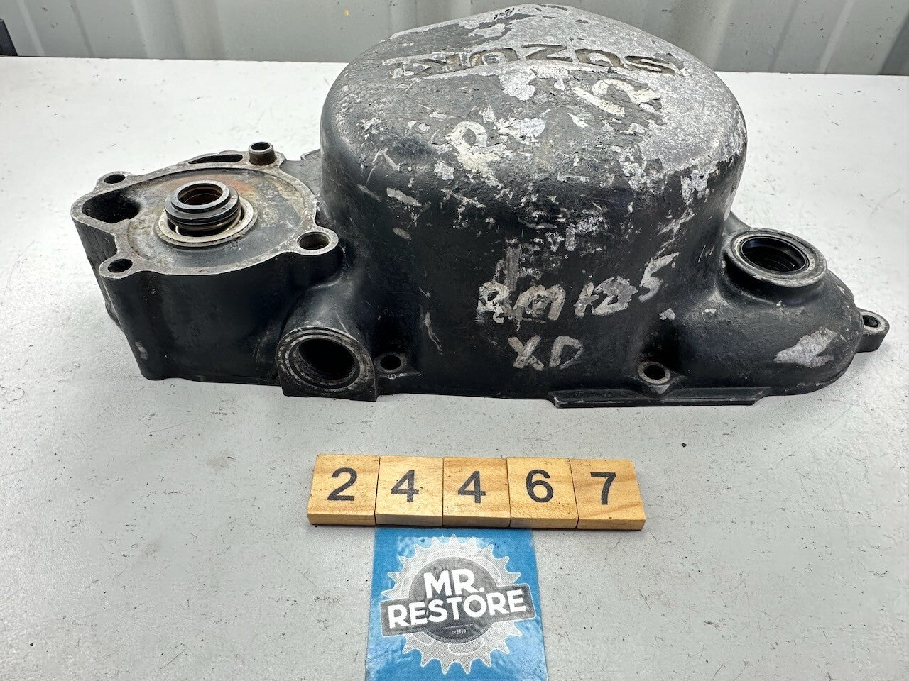 Suzuki RM125 '81-83' Engine Side Clutch Cover 11341-14100