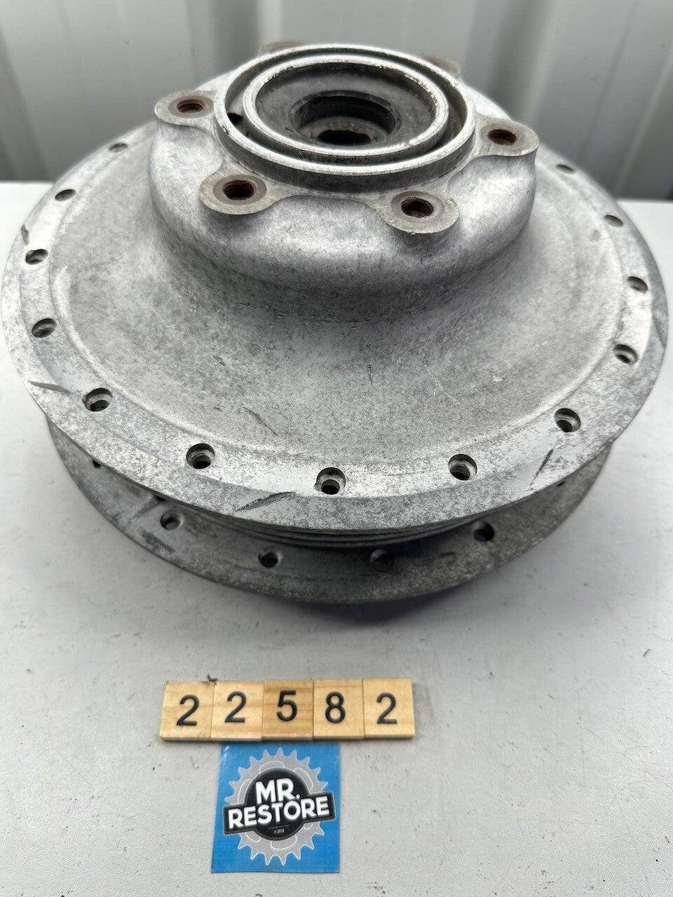 Yamaha TX750A 1973 Rear Wheel Hub