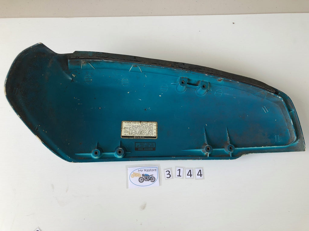 HONDA GL1000 1980s R/H Tank Side Panel