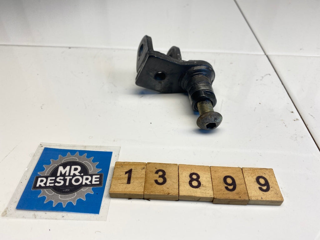 Triumph Daytona 900 Gear Selector Rear Set Mount