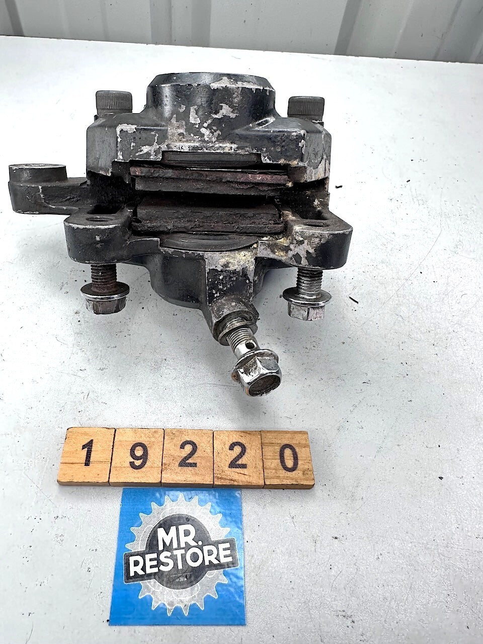 Suzuki GS1100 GS850 GS650 GS500 GSX400 Rear Brake Caliper 69100-34201