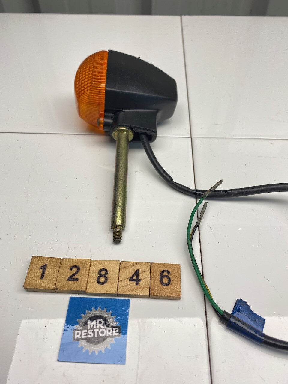 Yamaha R1 R6 YZF1000 YZF600 YZF750 R/H Rr OEM Indicator (Tested) 4JH-83340-20