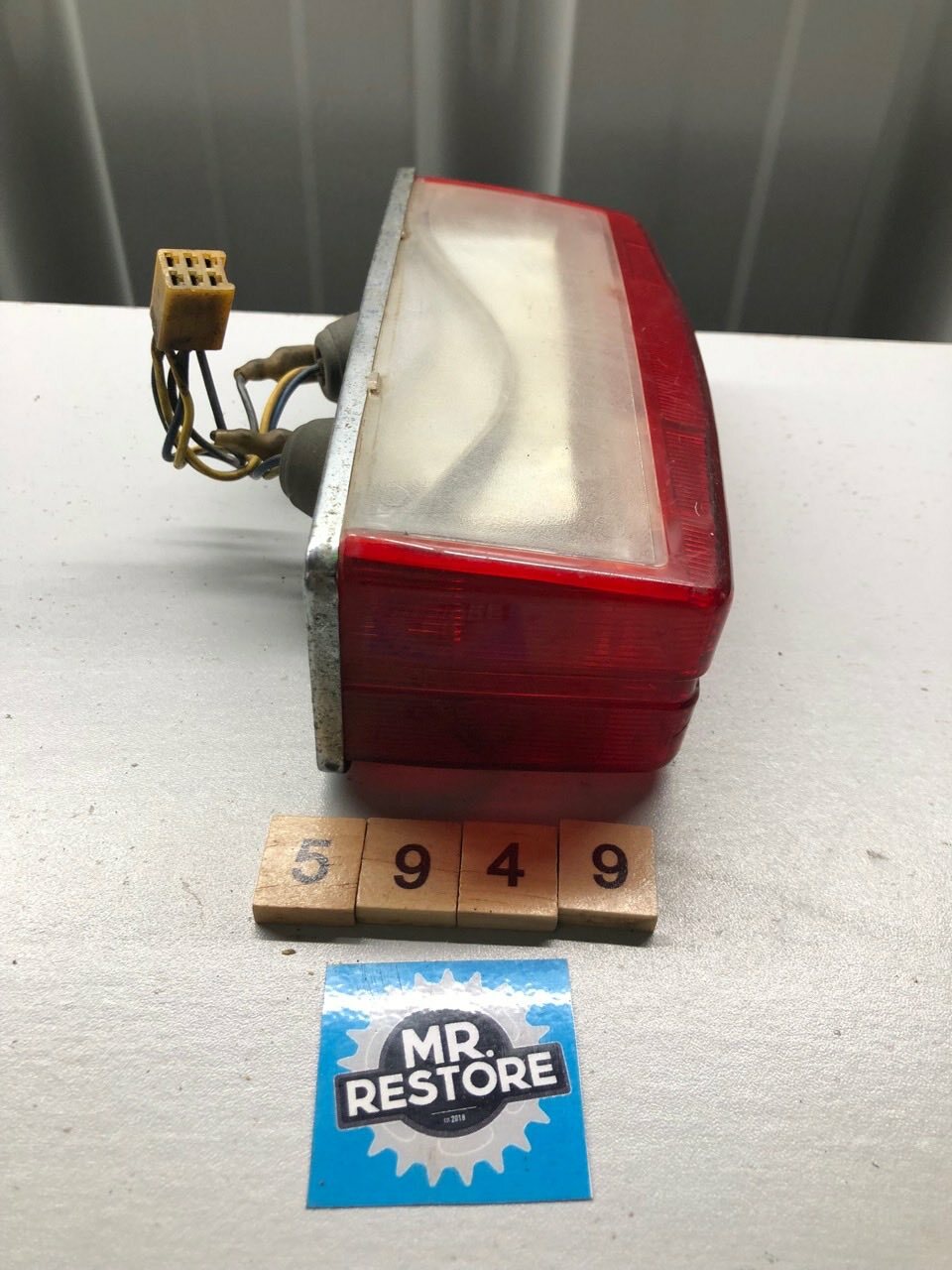 Yamaha XV1000 Rear Tail Light & Loom with Original Stanley Lens