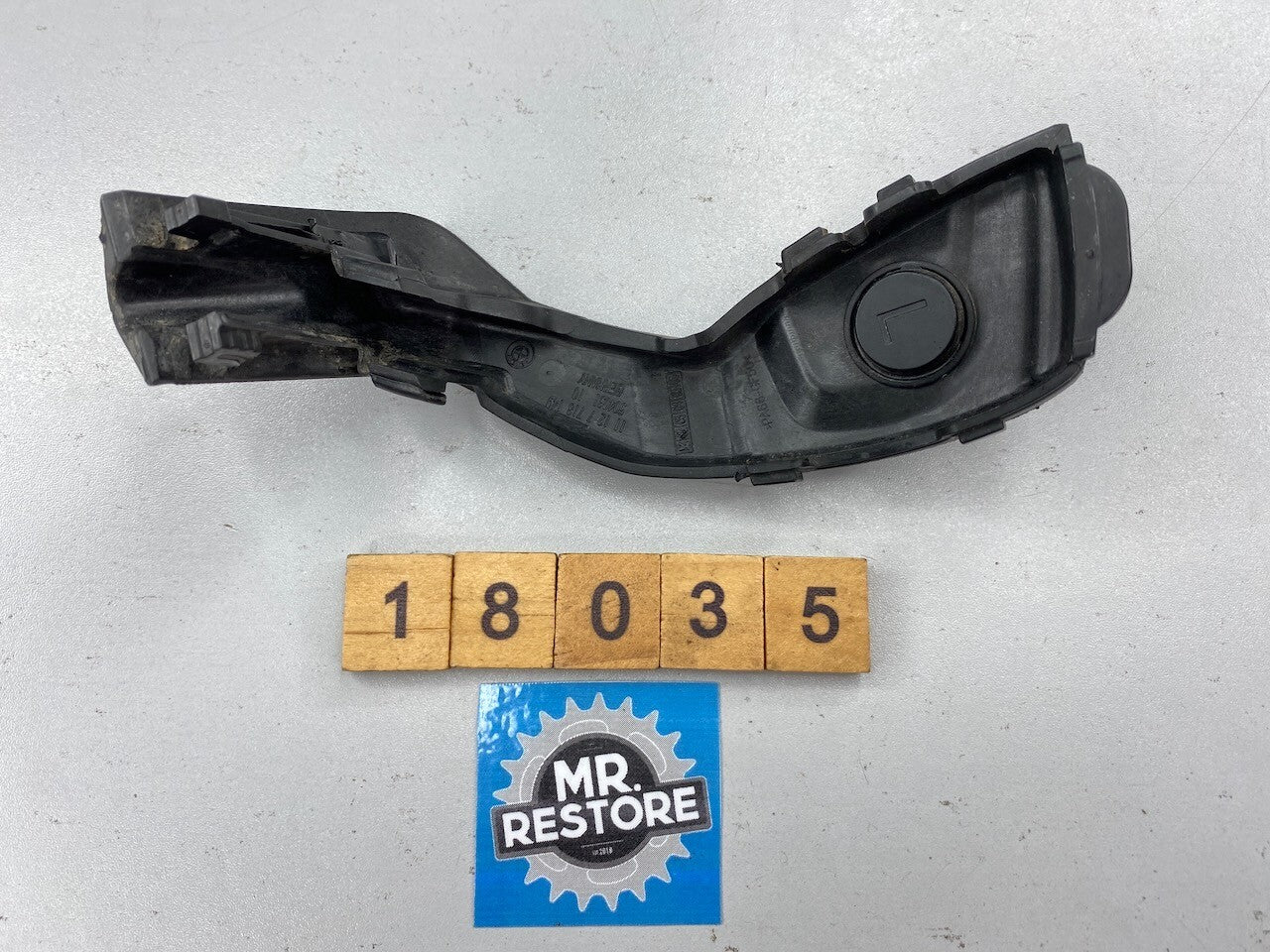 BMW R1200GS L/H Spark Plug Cover 11127718149
