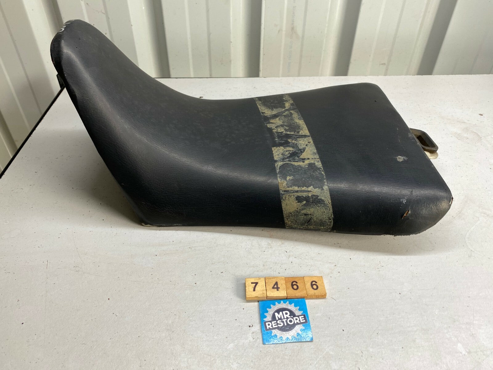 Yamaha FZR600 Riders Pilot Seat 1989-1995 3HE-24710-00